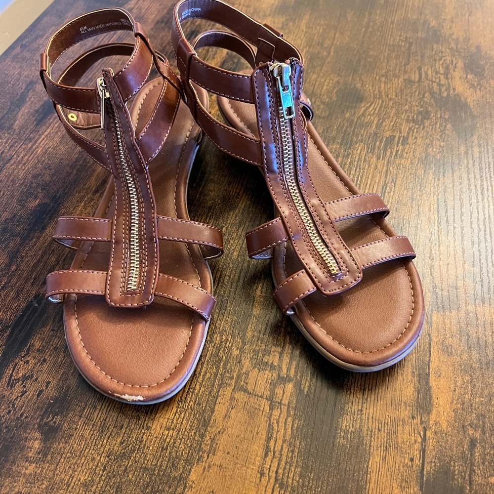 Womens zip up sandals